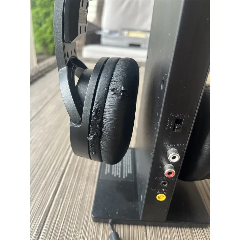Sony MDR-RF985R Wireless Stereo Headphones w/ Transmitter Base TMR-RF985R Tested